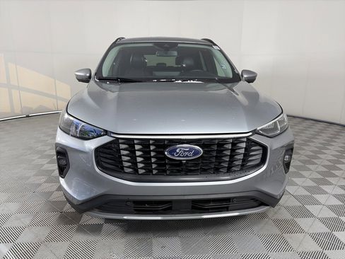 Certified 2024 Ford Escape Platinum image 2