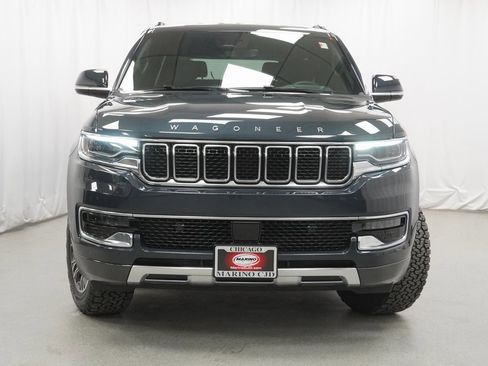 Used 2022 Jeep Wagoneer Series III w/ Flexible Seating Group image 8