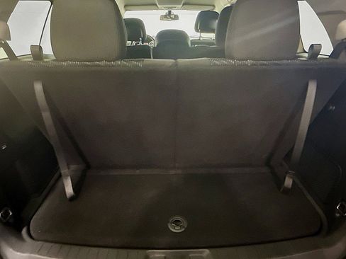 Used 2018 Dodge Journey SE image 22