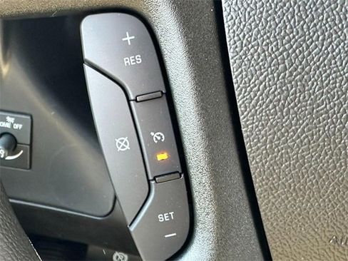 New 2025 Chevrolet Express 2500 w/ Driver Convenience Package image 10
