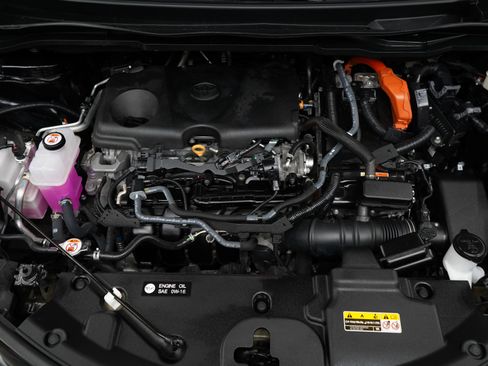 Used 2024 Toyota Sienna Limited AWD/4WD image 35
