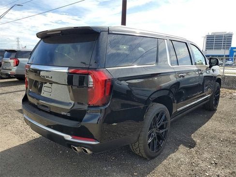 New 2026 GMC Yukon XL Denali w/ Sun & Power Step Package image 5