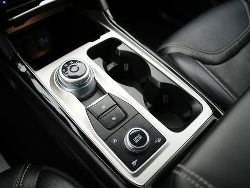 Used 2022 Ford Explorer ST w/ Equipment Group 401A image 18