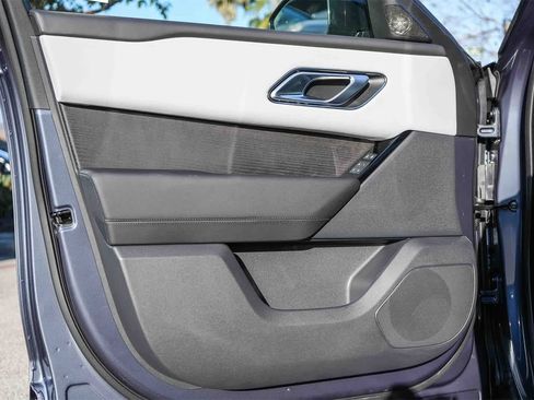 New 2026 Land Rover Range Rover Velar Dynamic SE image 21