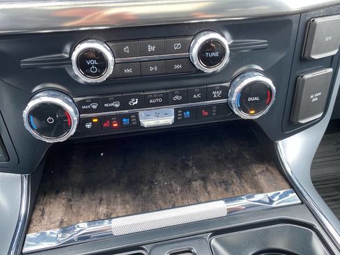 Used 2023 Ford F150 Lariat w/ Equipment Group 502A High image 34