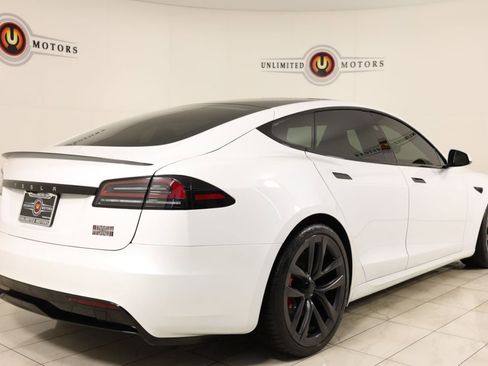 Used 2024 Tesla Model S Plaid image 3