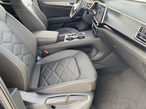 New 2026 Volkswagen Atlas Cross Sport SE FWD image 8