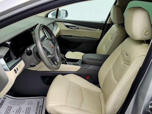 Used 2019 Cadillac XT5 Luxury FWD image 20