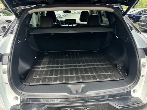 Used 2025 Nissan Murano Platinum w/ Cargo Package AWD/4WD image 13