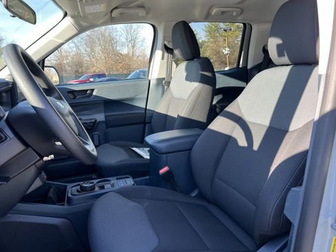 Used 2024 Ford Maverick XL image 13