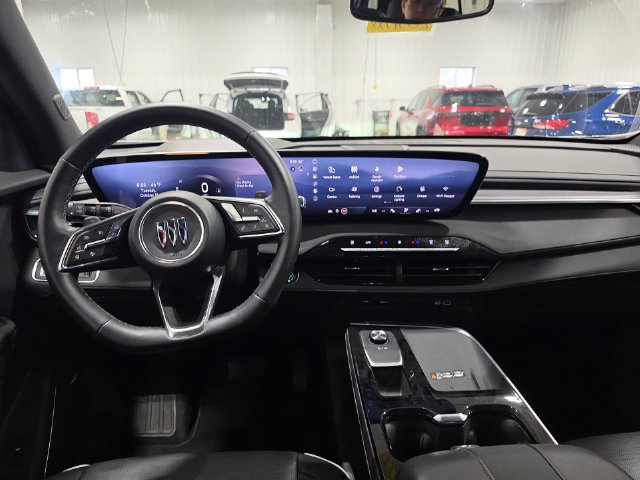 Used 2026 Buick Enclave Sport Touring AWD/4WD image 4