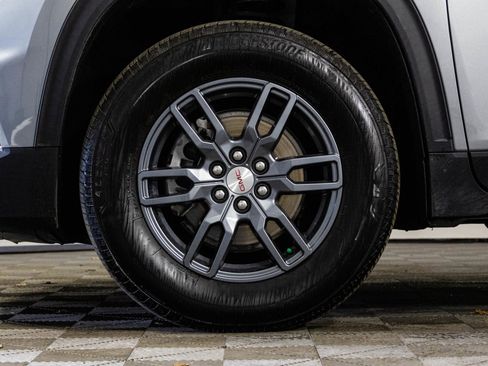 Certified 2025 GMC Acadia Elevation image 44