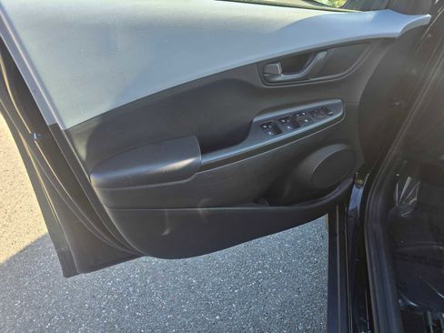 Used 2019 Hyundai Kona SE image 21