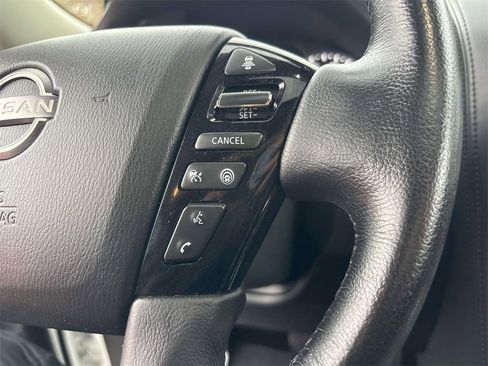 Used 2024 Nissan Armada SL w/ Captain's Chairs Package image 25