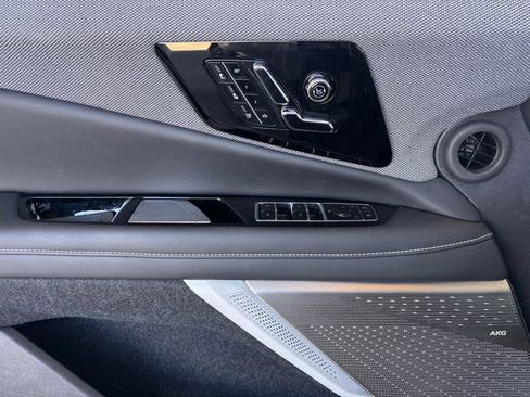 Certified 2025 Cadillac Optiq Luxury 2 w/ LPO, Floor Liner Package image 25