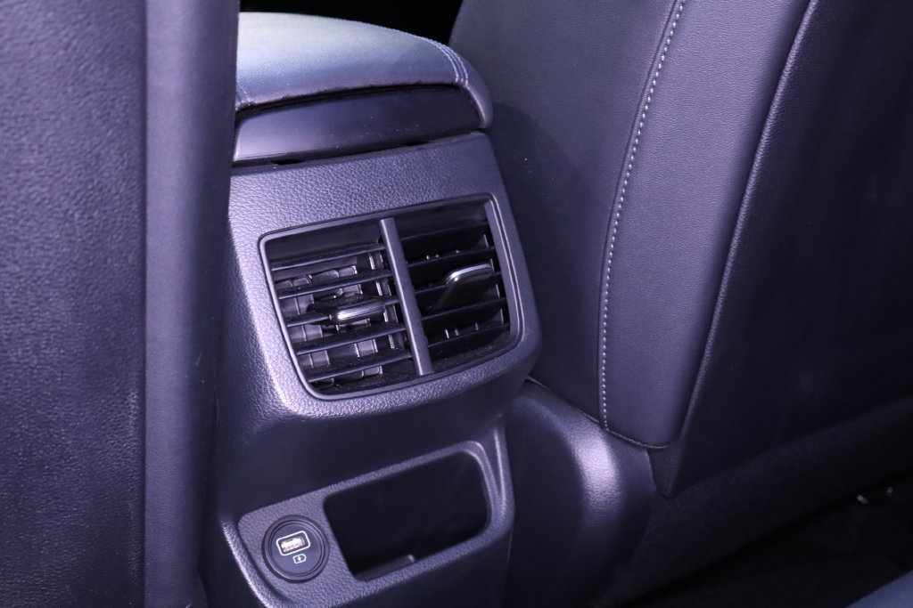 Used 2023 Kia Seltos S w/ Navigation Package FWD image 28