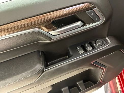 Used 2023 Chevrolet Silverado 1500 LT image 13