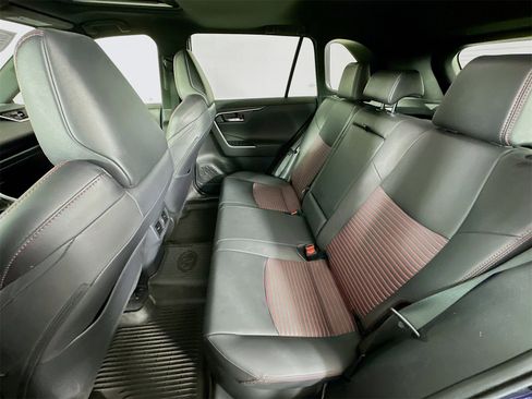 Certified 2022 Toyota RAV4 XSE image 24
