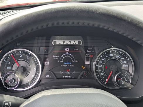 Used 2024 RAM 1500 Laramie AWD/4WD image 19