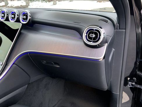 New 2026 Mercedes-Benz GLC 300 4MATIC image 10