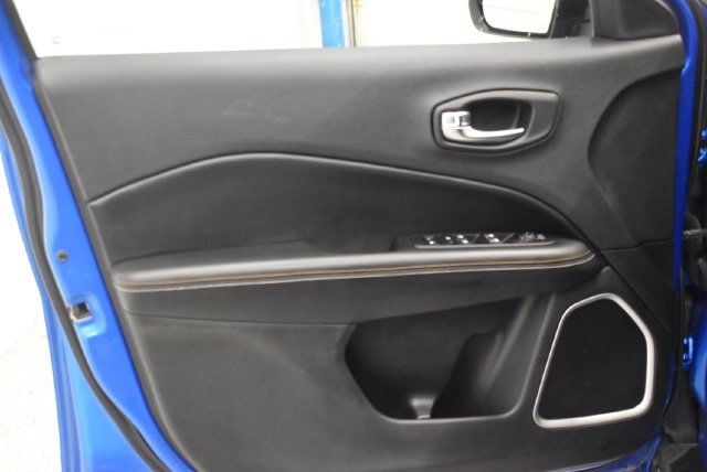 Used 2020 Jeep Compass Latitude w/ Cold Weather Group AWD/4WD image 20