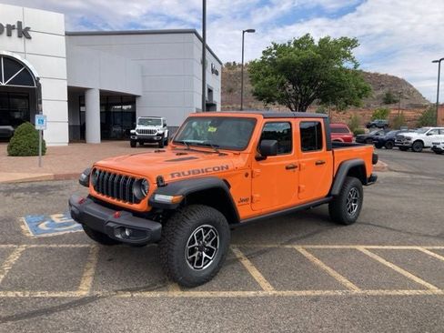 New 2025 Jeep Gladiator Rubicon w/ Safety Group AWD/4WD image 2