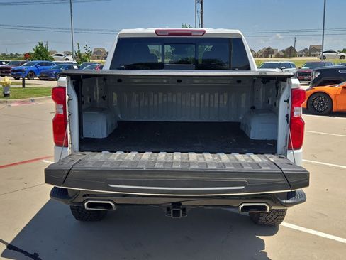 Used 2024 Chevrolet Silverado 1500 LT Trail Boss w/ Convenience Package II AWD/4WD image 31