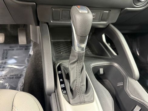 Used 2022 Nissan Frontier SV w/ Technology Package image 26