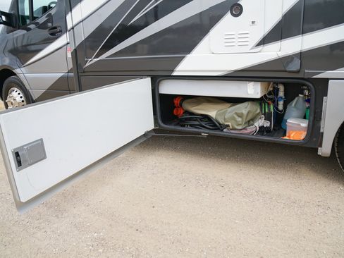 Used 2020 Mercedes-Benz Sprinter 3500 image 23