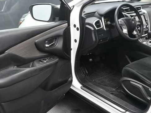 Used 2018 Nissan Murano S AWD/4WD image 23