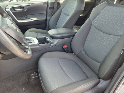 Certified 2025 Toyota RAV4 XLE image 16