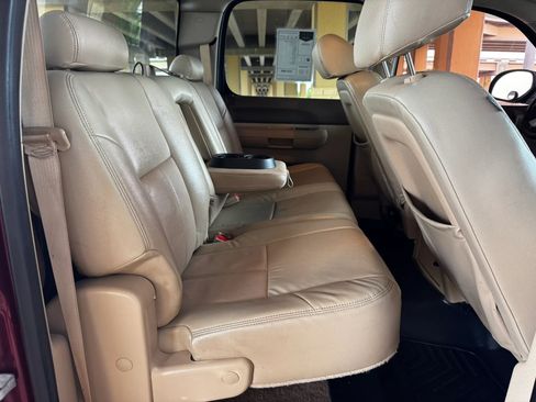 Used 2013 Chevrolet Silverado 1500 LT image 17