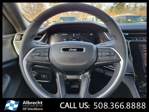 New 2024 Jeep Grand Cherokee L Altitude image 25