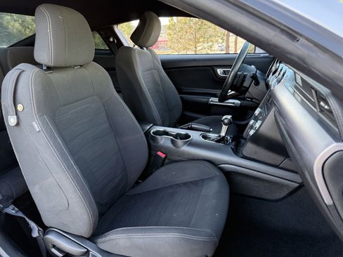 Used 2017 Ford Mustang GT image 35