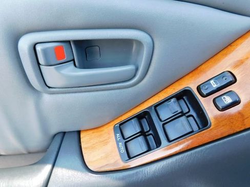 Used 2000 Lexus RX 300 4WD image 12