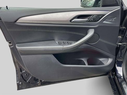 Used 2019 BMW X4 M40i w/ Executive Package image 16