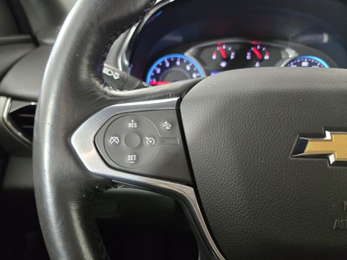 Used 2022 Chevrolet Traverse LT AWD/4WD image 16