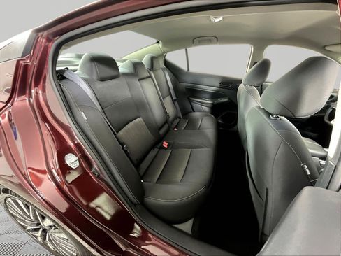 Certified 2024 Nissan Altima 2.5 SV FWD image 25