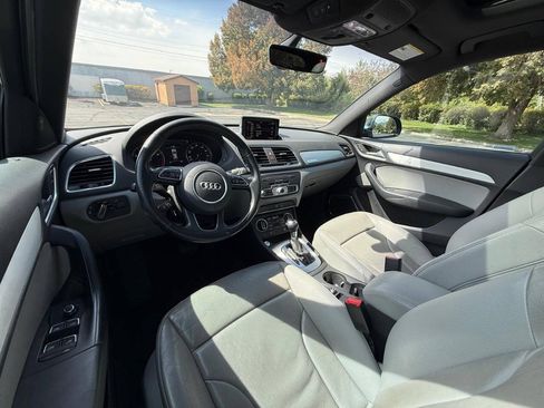Used 2018 Audi Q3 2.0T Premium Plus w/ Premium Plus Package AWD/4WD image 9
