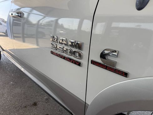 Used 2014 RAM 3500 Laramie AWD/4WD image 2