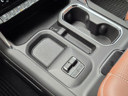 New 2026 GMC Sierra 2500 Denali Ultimate AWD/4WD image 16
