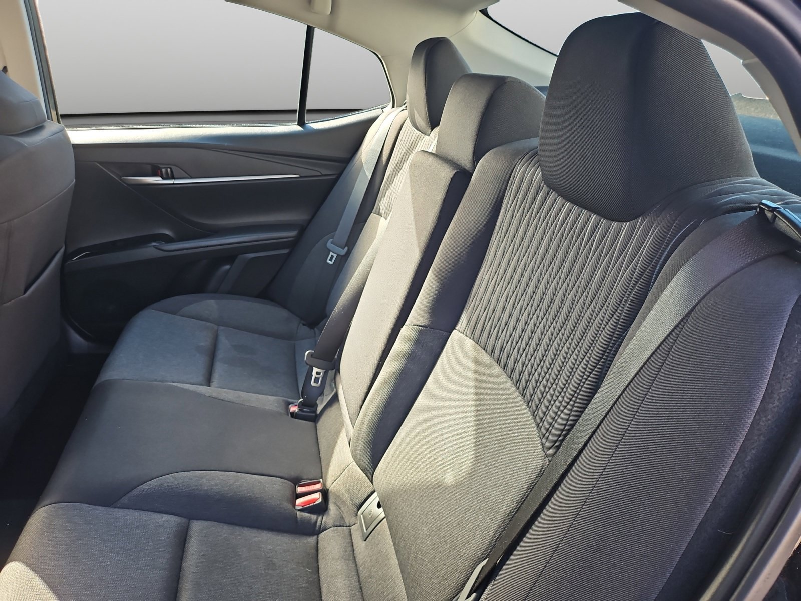 Used 2025 Toyota Camry LE FWD image 42