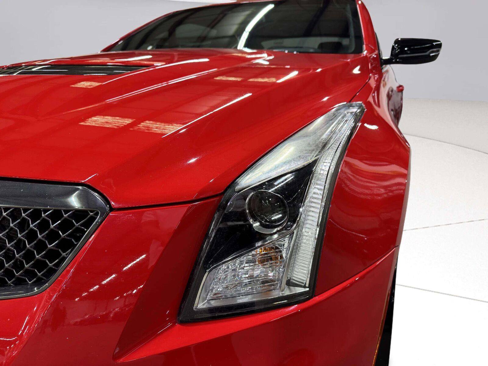 Used 2019 Cadillac ATS V w/ Luxury Package RWD image 11