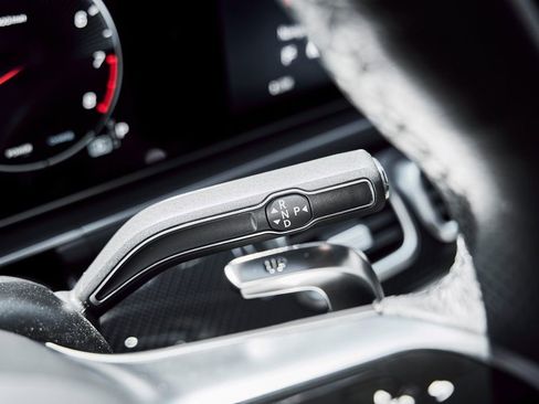 Used 2025 Mercedes-Benz GLS 63 AMG 4MATIC image 65