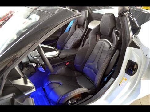 Used 2023 Chevrolet Corvette Stingray Premium Conv w/ Z51 Performance Package RWD image 13