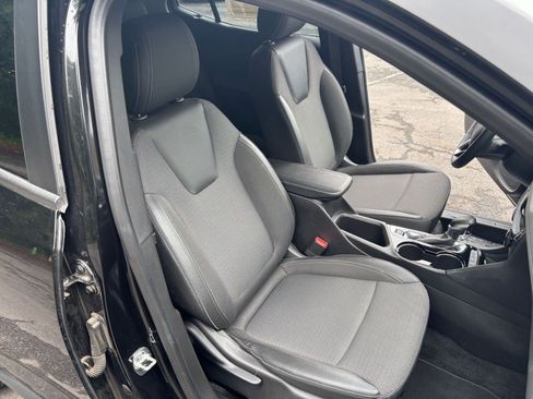 Used 2025 Buick Encore GX Preferred FWD image 35