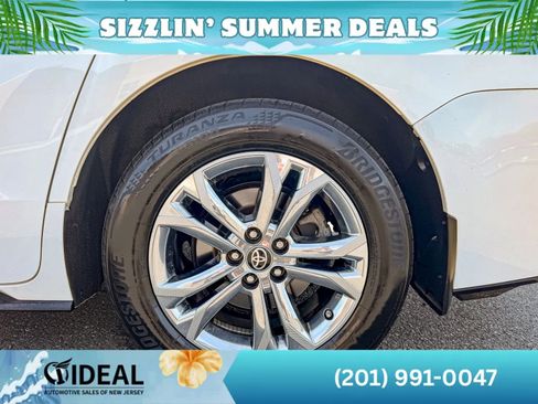 Used 2022 Toyota Sienna XSE w/ XSE Plus Package AWD/4WD image 58
