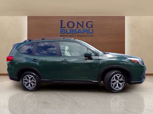 Certified 2024 Subaru Forester Premium AWD/4WD image 31