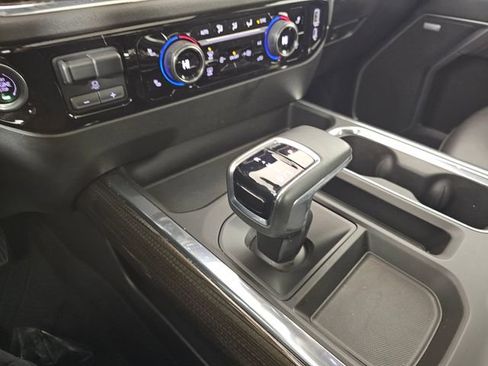 Used 2023 Chevrolet Silverado 1500 RST image 32