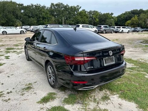 Used 2020 Volkswagen Jetta R-Line FWD image 3